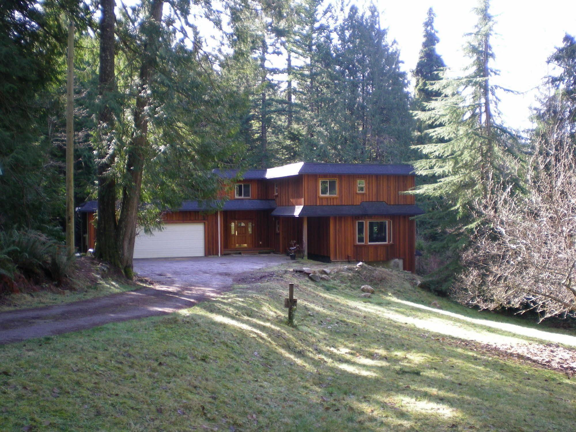 Davis Brook Retreat Bed and Breakfast Sechelt Eksteriør billede