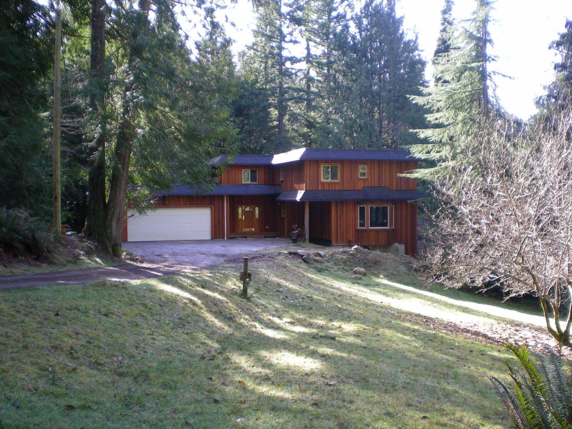 Davis Brook Retreat Bed and Breakfast Sechelt Eksteriør billede
